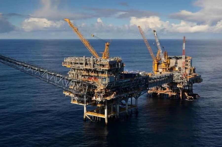 Australia ponders $53 billion problem of how to remove ageing offshore rigs