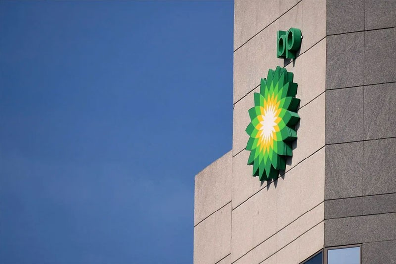 bp simplifies organisational structure and announces executive team changes