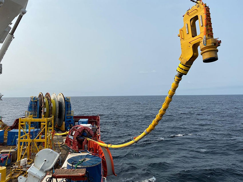 DOF deploys MDL SURF spread offshore Angola