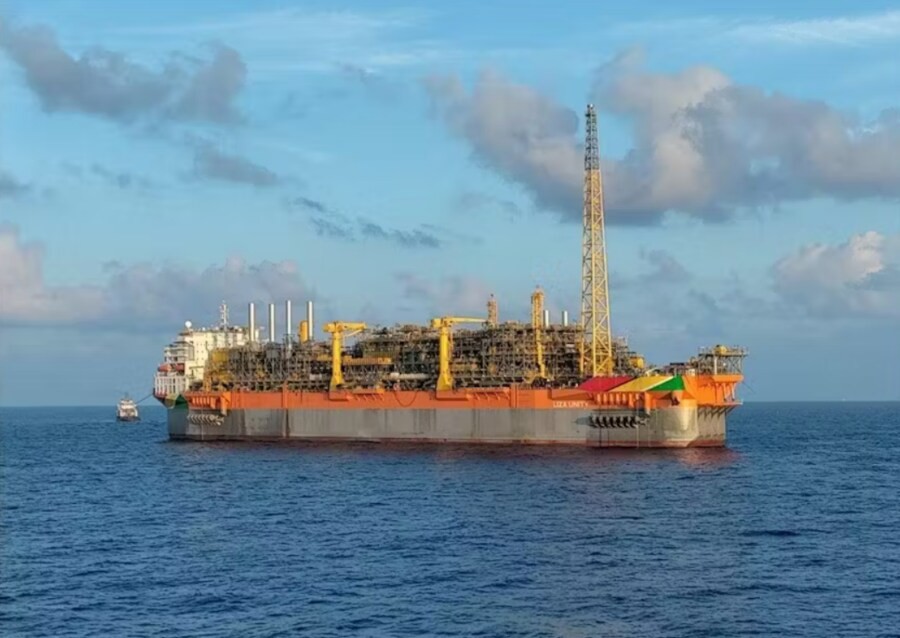 Exxon Mobil's Liza Unity FPSO in Guyana hit peak output of 252,000 bpd, executive says