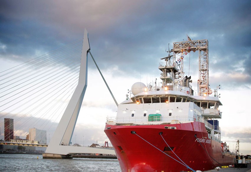 Fugro starts Vattenfall site investigations at two UK offshore wind farms