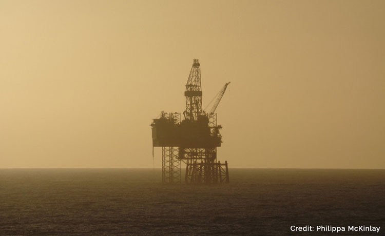 Greenpeace activists halt BP's North Sea oil rig