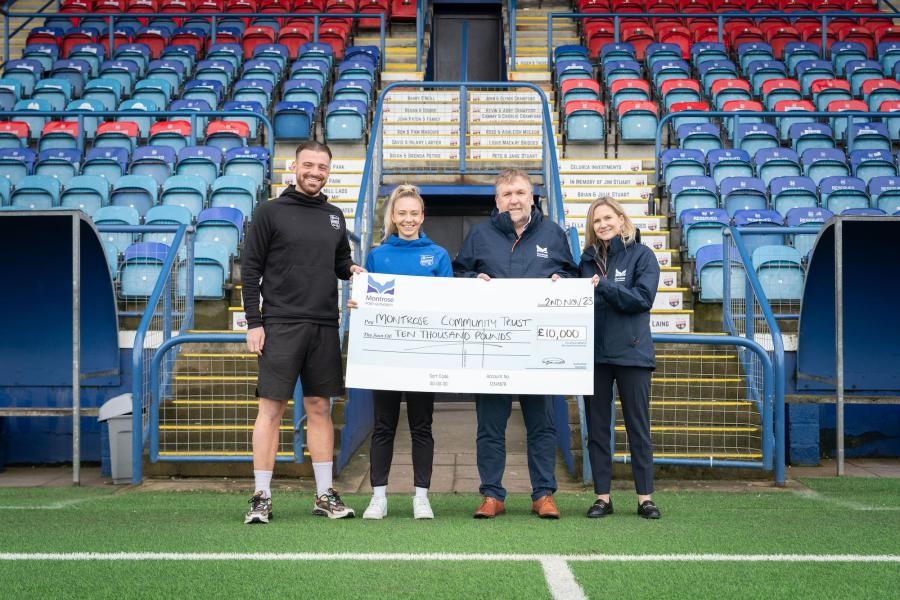 Montrose Port Authority reaches £360,000 donation milestone to local community with generous contribution to Montrose Community Trust