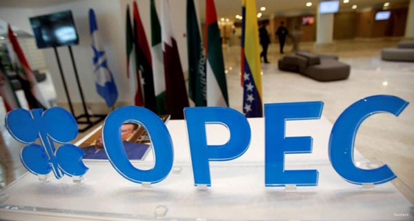 Oil prices rise after OPEC cuts, US sanctions on Iran, Venezuela