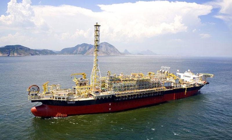 Petrobras plans to sell two Santos Basin fields