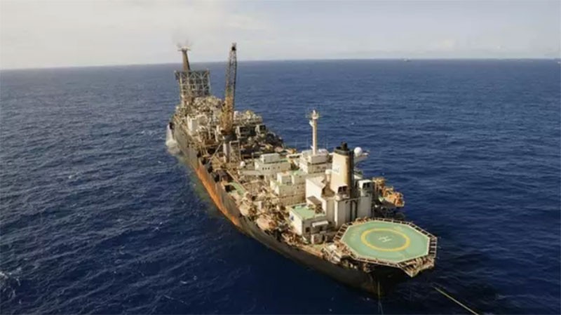 Petrobras To Earn Over $4B For Brazilian Offshore Field Duo