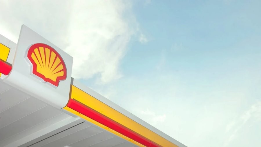 Shell more than doubles third-quarter profit to £8.2 billion but oil price falls
