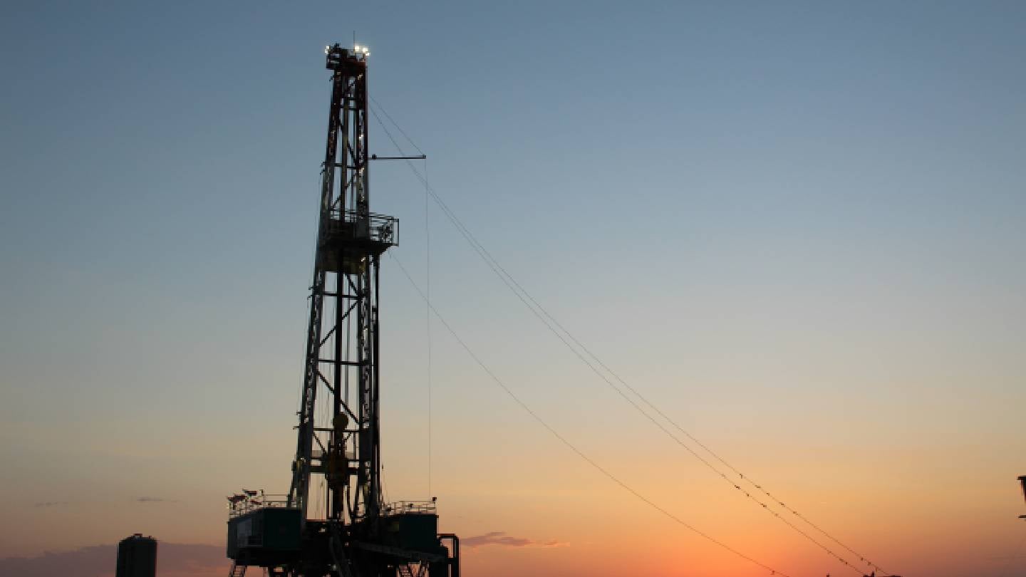 Petrojet wins $1.08bn contract for Algerian oilfield development